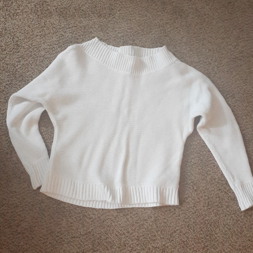 Gap White Sweater